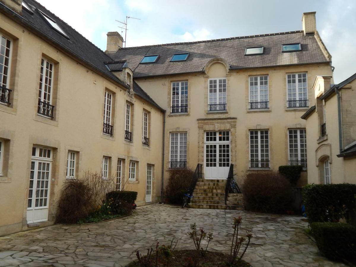 Au Coeur Du Centre Historique Lägenhet Bayeux Exteriör bild